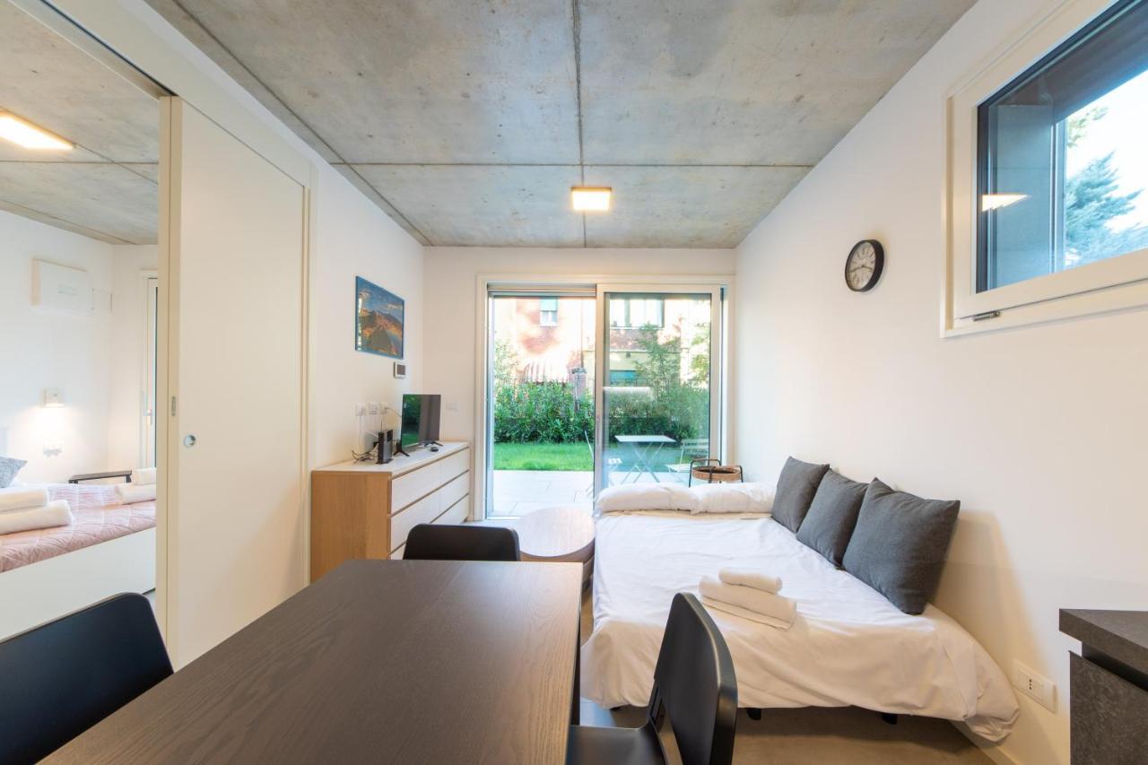 Housmart Toscana 53 Black Bologna Esterno foto