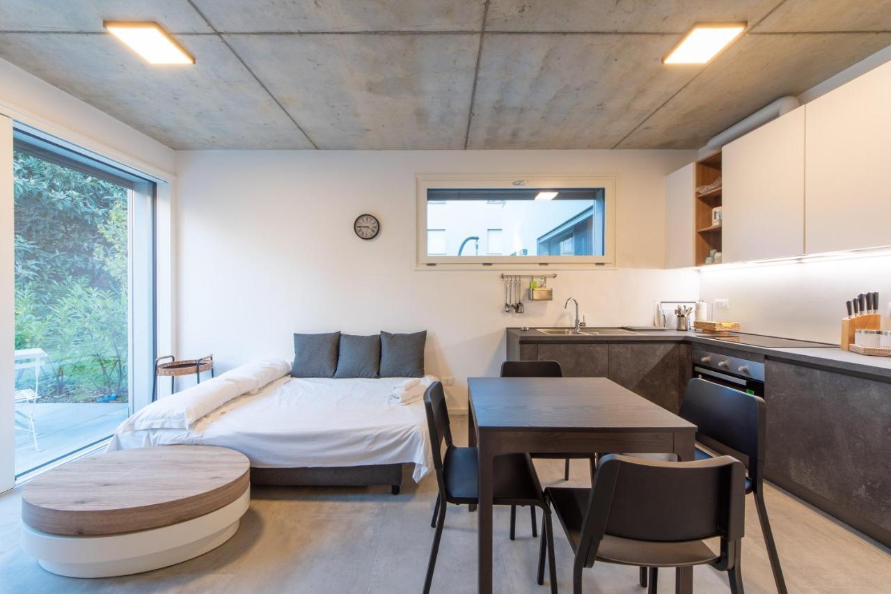 Housmart Toscana 53 Black Bologna Esterno foto